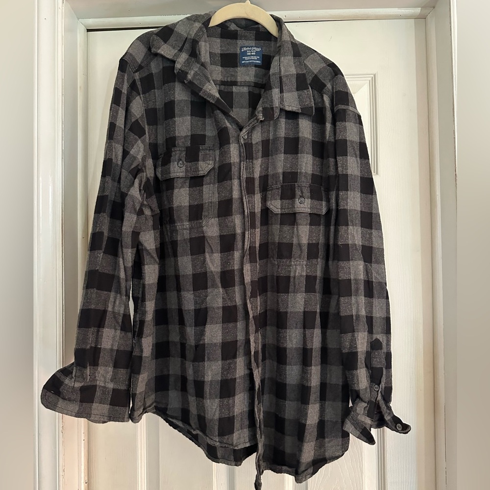 Men’s Faded Glory Button Down - XL